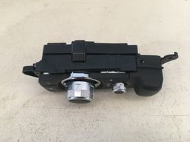 Mazda CX-3 Controllo multimediale autoradio LDB5J66CM0