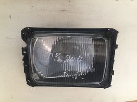 Mercedes-Benz 207 310 Phare frontale 12130100