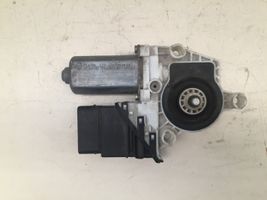 Volkswagen Golf IV Moteur de lève-vitre de porte avant 1J4959812C