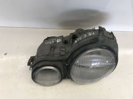 Mercedes-Benz E W210 Phare frontale 2088000175