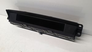 Mazda 6 Monitor / wyświetlacz / ekran GAA9611J0