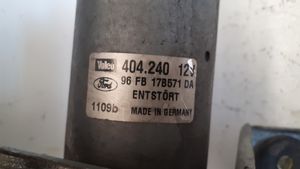 Ford Puma Etupyyhkimen vivusto ja moottori V97FB17504AD