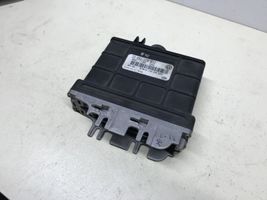 Volkswagen Vento Moottorin ohjainlaite/moduuli 01M927733CC