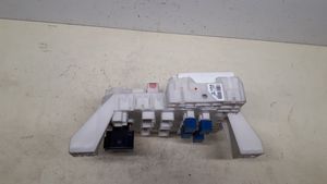 Opel Agila B Fuse module 3677085L00