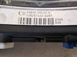 Toyota Avensis T250 Compteur de vitesse tableau de bord 8380005C00C