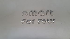 Smart ForFour I Ražotāja plāksnīte / modeļa burti 