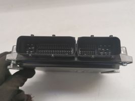 Mazda 6 Sterownik / Moduł ECU 2758008106