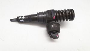 Volkswagen Golf Plus Injecteur de carburant 038130073AG