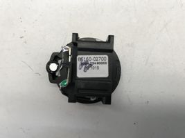 Toyota Yaris Głośnik wysokotonowy drzwi przednich 8616002700