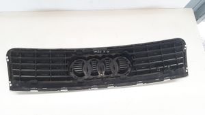 Audi A6 S6 C5 4B Grotelės viršutinės 4B0853651F