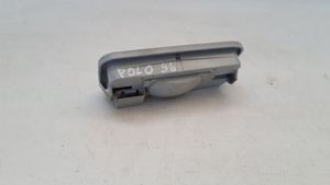 Volkswagen Polo III 6N 6N2 6NF Etuistuimen valo 6N0947105D