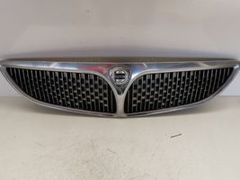 Lancia Lybra Maskownica / Grill / Atrapa górna chłodnicy 46541435