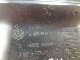 Volkswagen PASSAT B4 Tappo/coprigancio di traino paraurti posteriore 3A9807441A