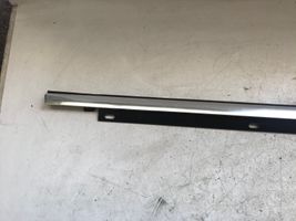 Audi A4 S4 B6 8E 8H Moulures des vitres de la porte avant 8E0853284B