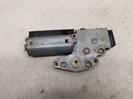 Nissan Primera Sähkökäyttöisen kattoluukun asennussarja 77060003