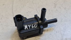 Toyota Aygo AB10 Zawór podciśnienia / Elektrozawór turbiny 90910WC001
