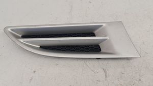 Chevrolet Aveo Grille d'aile 96894152