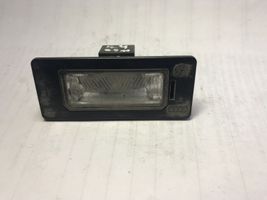 Audi A4 S4 B8 8K Lampa oświetlenia tylnej tablicy rejestracyjnej 8T0943021