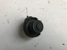 Audi A4 S4 B6 8E 8H Tappo del serbatoio del carburante 1J0201553G