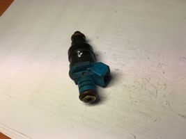 Volkswagen Golf III Injecteur de carburant 037906031AD