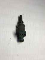 KIA Rio Injecteur de carburant 0K30C13250