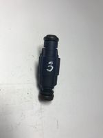 Audi A4 S4 B7 8E 8H Fuel injector 06B133551M