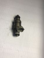 Mitsubishi Colt Injecteur de carburant MR988977