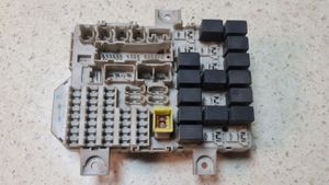 Mitsubishi Colt Module de fusibles MN108319