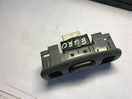 Toyota Yaris Wing mirror switch 