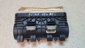 Opel Astra G Airbag del passeggero 90561111