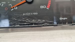 Peugeot 405 Compteur de vitesse tableau de bord 9605841980