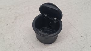 Ford Focus Aschenbecher hinten 2M515404788A