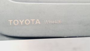 Toyota Avensis T220 Radio/CD/DVD/GPS-pääyksikkö WH8406