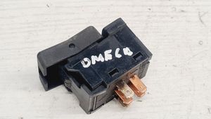 Opel Omega A Interruptor de luz antiniebla 90336298