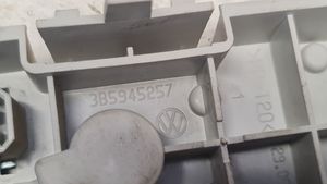 Volkswagen PASSAT B5 Element lampy tylnej 3B5945257