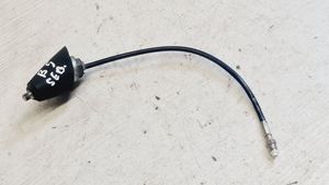 Volkswagen PASSAT B5 Radio antenna 