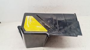 Volvo S60 Coperchio/tappo della scatola vassoio della batteria 8622335