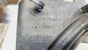 Opel Combo C Jäähdyttimen jäähdytinpuhallin 8038845