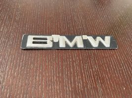 BMW 5 E28 Emblemat / Znaczek tylny / Litery modelu 