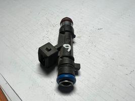 Dacia Sandero Injecteur de carburant 8200227124