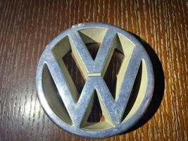 Volkswagen Golf III Mostrina con logo/emblema della casa automobilistica 3A0853601