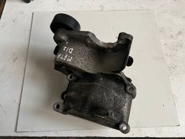 Hyundai Matrix Power steering pump mounting bracket 