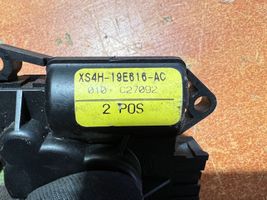 Ford Focus Attuatore/motore della valvola del collettore di aspirazione XS4H19E616AC