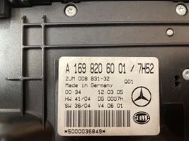 Mercedes-Benz A W169 Priekinių vietų apšvietimo žibintas A1698206001