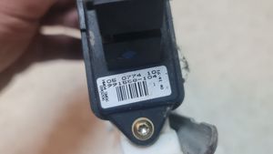 Toyota Corolla E120 E130 Elektryczny podnośnik szyby drzwi tylnych 6983002100