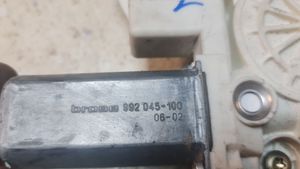 Toyota Corolla E120 E130 Elektryczny podnośnik szyby drzwi tylnych 6983002100