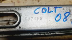 Mitsubishi Colt Ręczny podnośnik szyby drzwi tylnych RA2169
