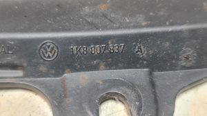 Volkswagen Scirocco Enjoliveur de pare-chocs arrière 1K8807837A