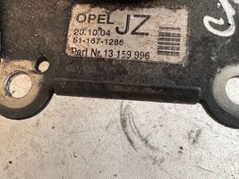 Opel Astra H Vaihdelaatikon kiinnitys 13125629
