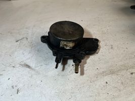 Opel Astra H Pompe à vide 7009690100